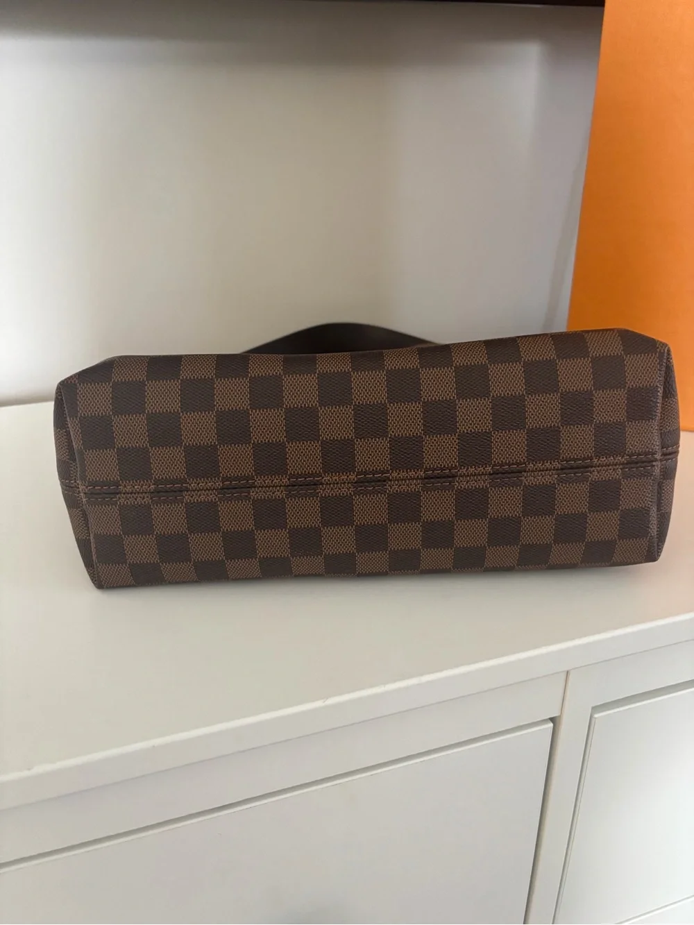 Louis Vuitton Graceful PM Brown Damier Shoulder Bag with Red Interior - Picture 4 of 16